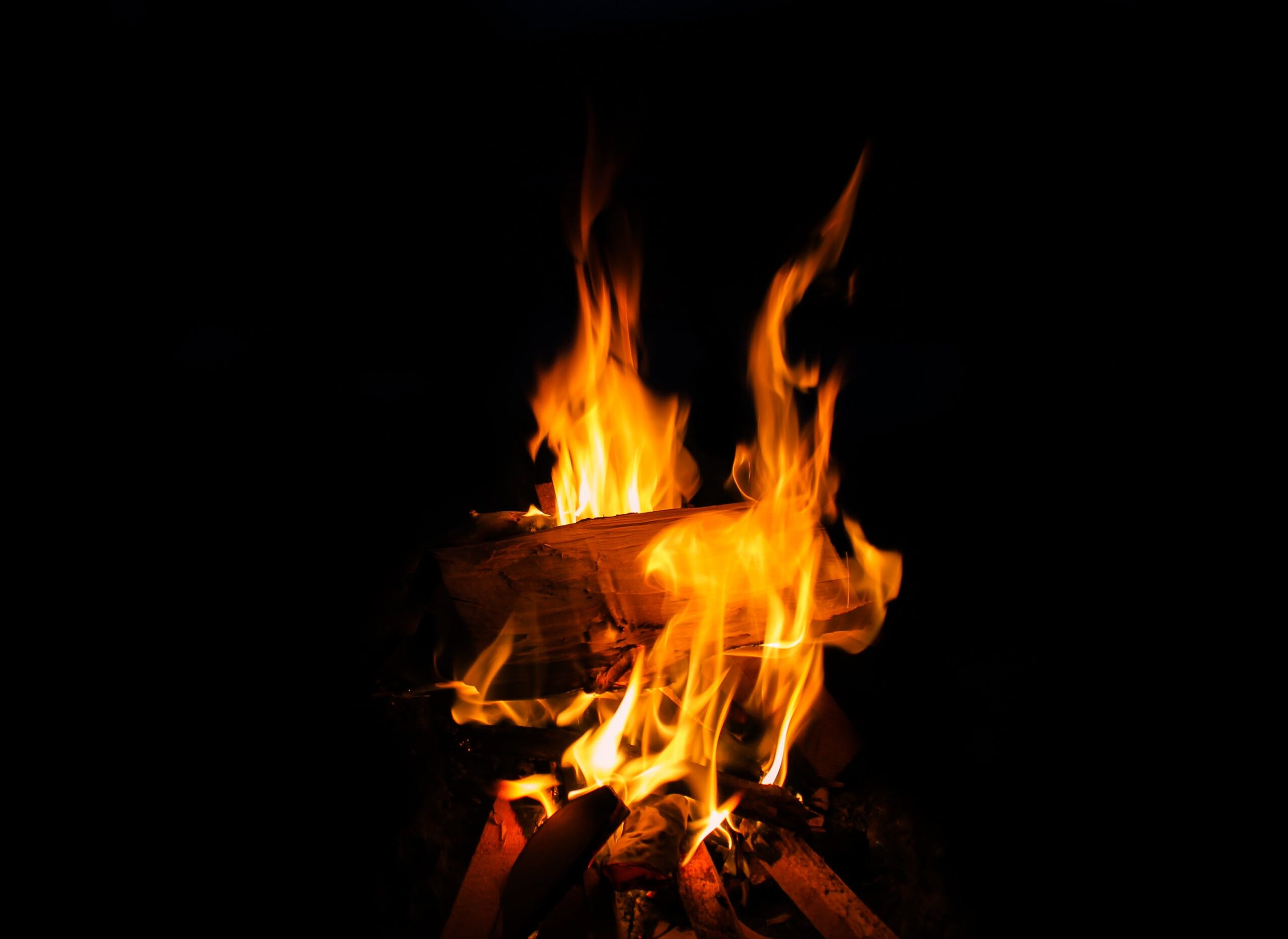 Social Media Firestorm: Anikauwu Responds - 83tq3vt